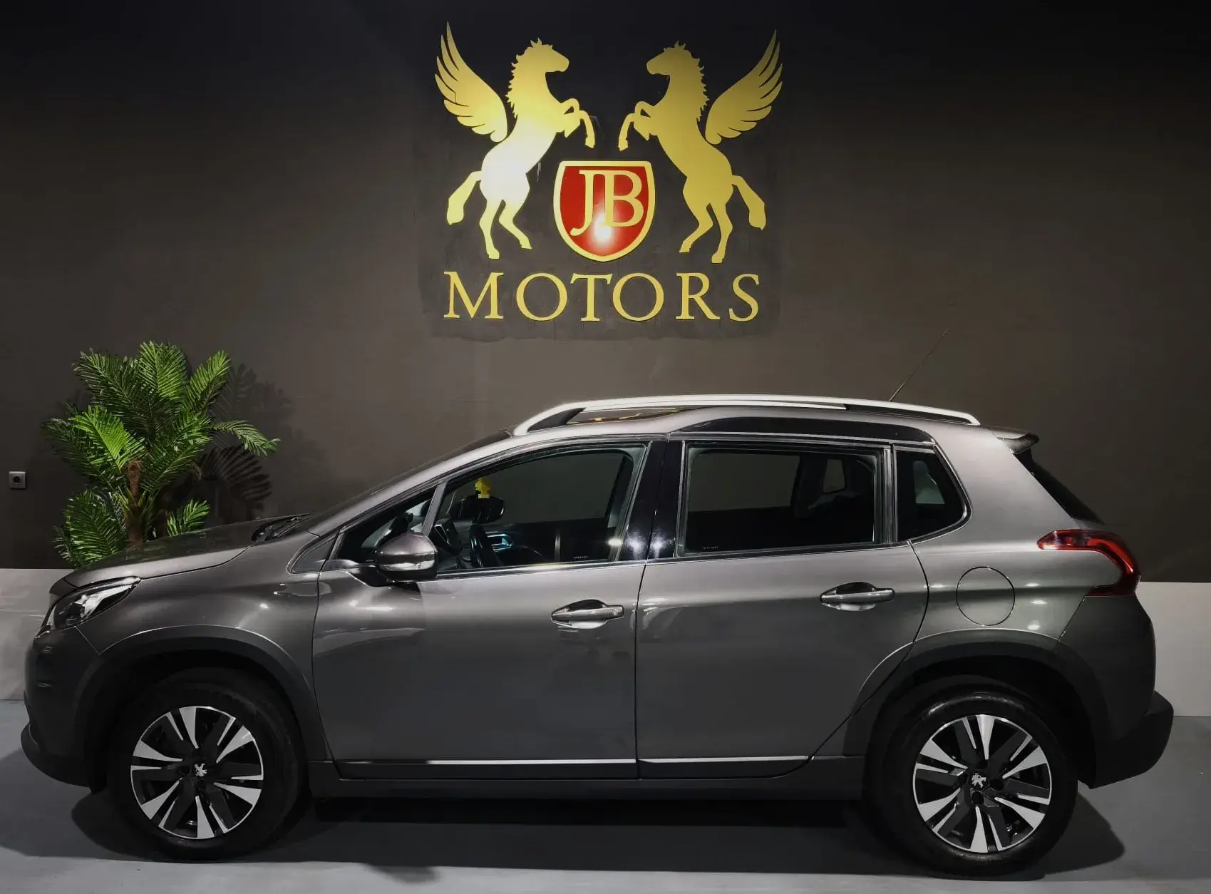 Peugeot 2008 1.6 BlueHDi Allure 1