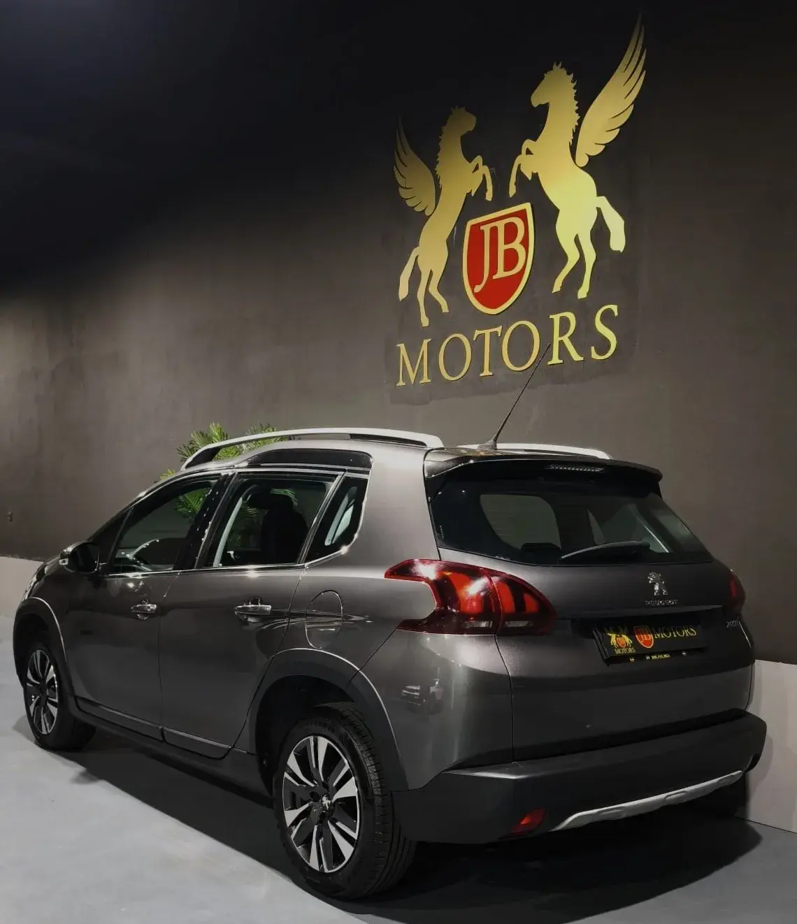 Peugeot 2008 1.6 BlueHDi Allure 3
