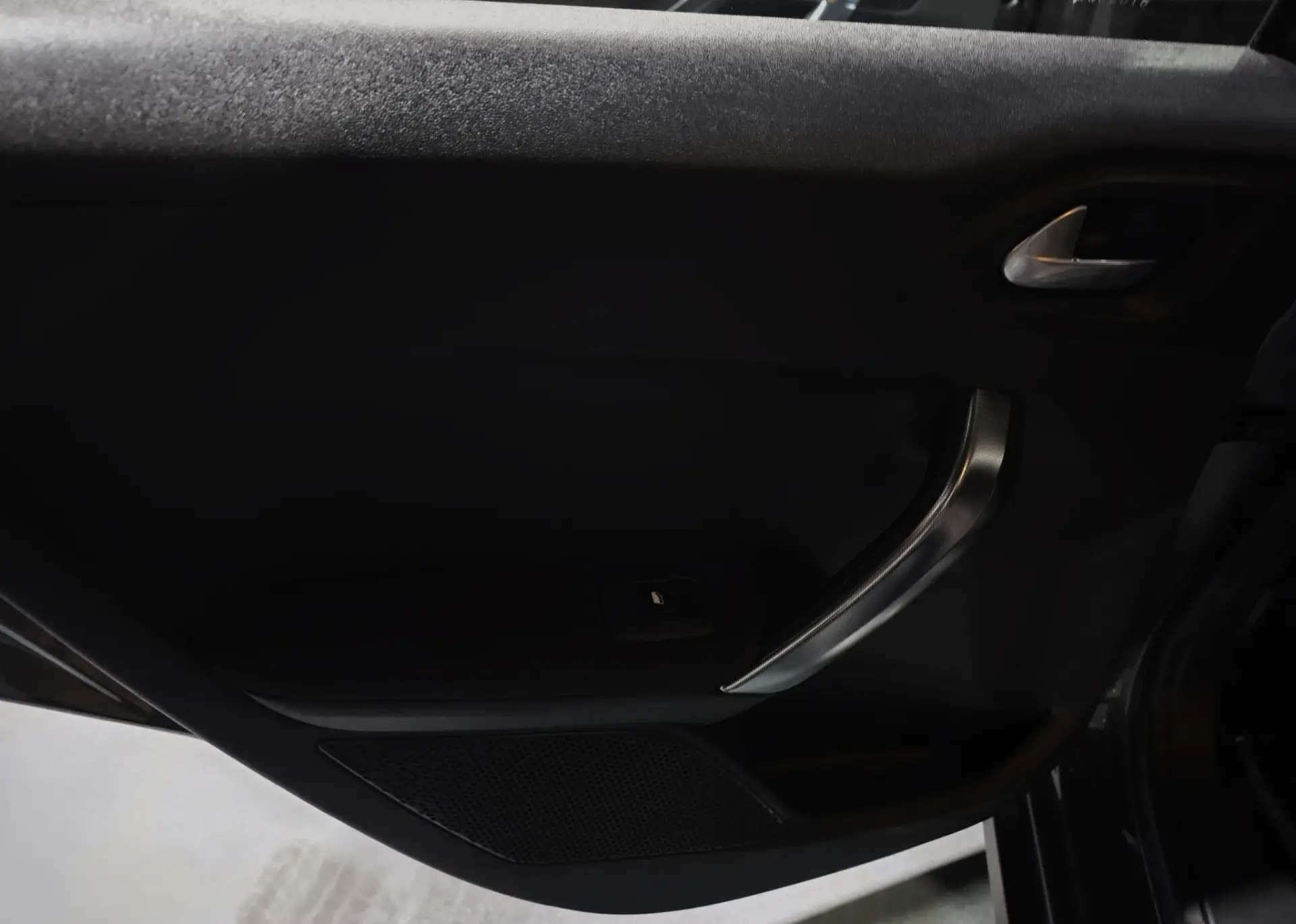 Peugeot 2008 1.6 BlueHDi Allure 10