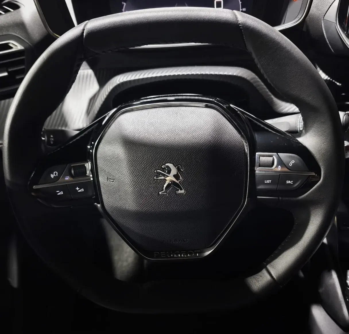 Peugeot 2008 1.2 PureTech Allure Pack 13