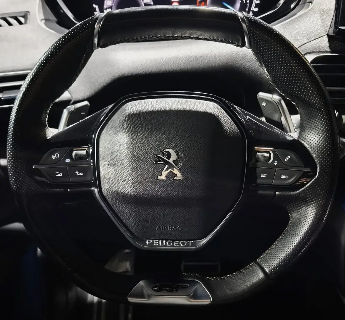 Peugeot 3008 1.5 BlueHDi GT Pack EAT8 16