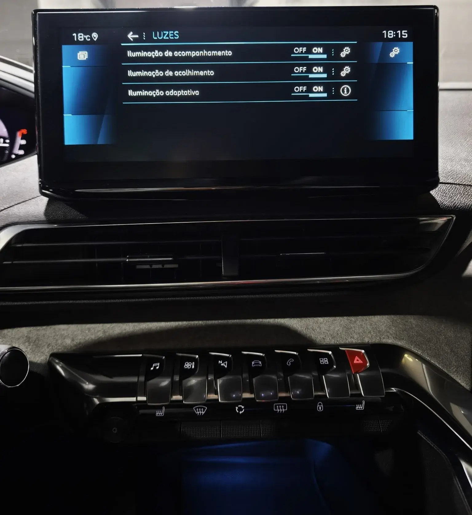 Peugeot 3008 1.5 BlueHDi GT Pack EAT8 21