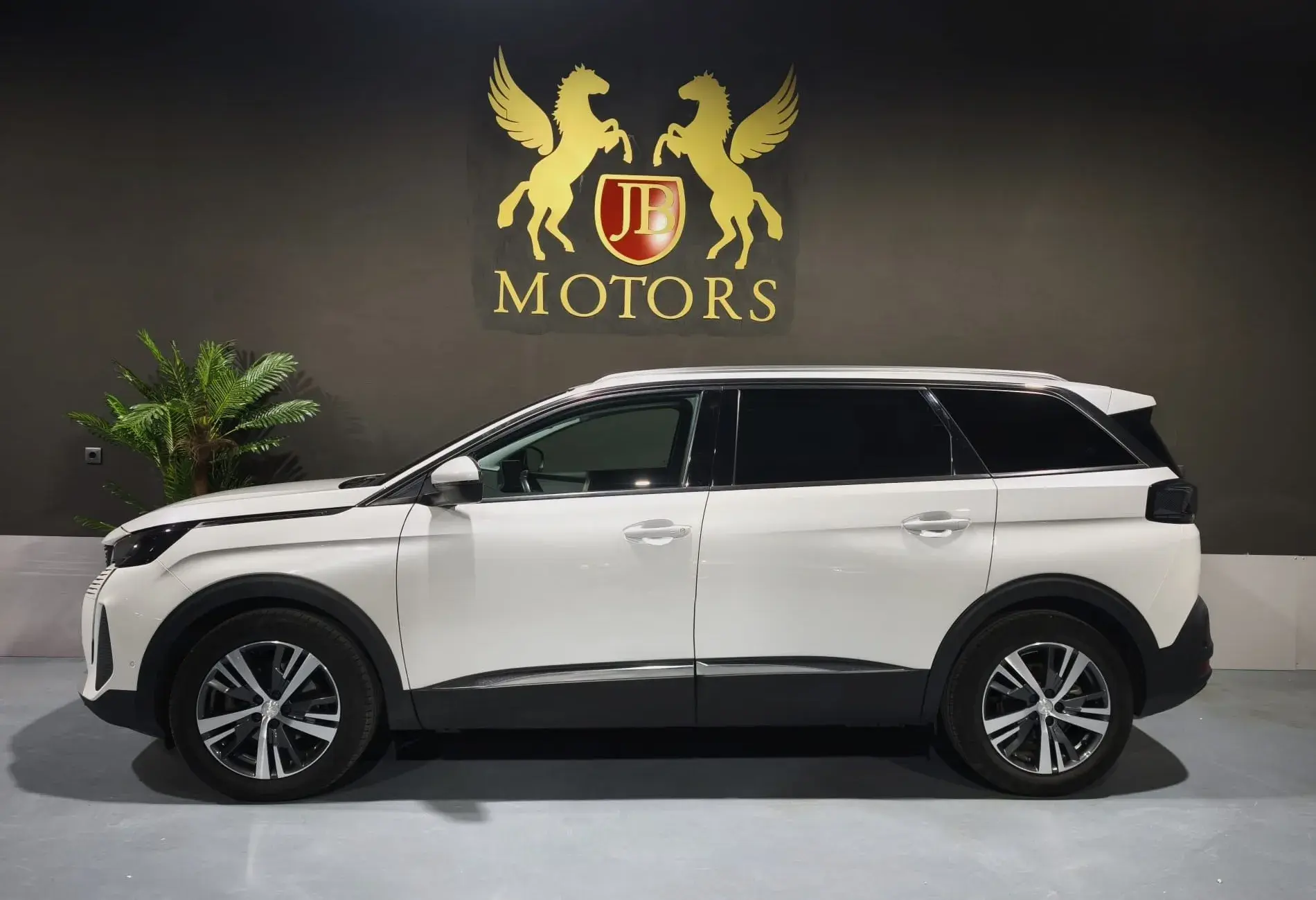 Peugeot 5008 1.5 BlueHDi Allure Pack EAT8 1