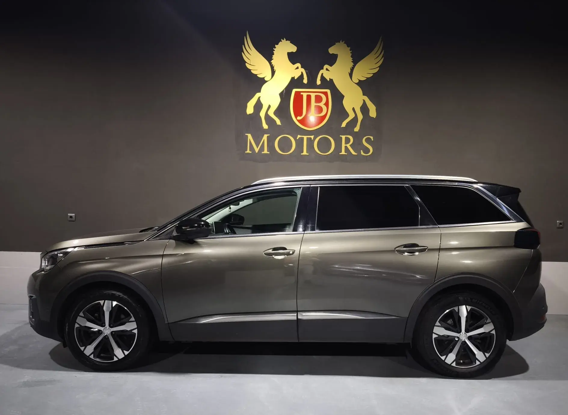 Peugeot 5008 Grip Control 1