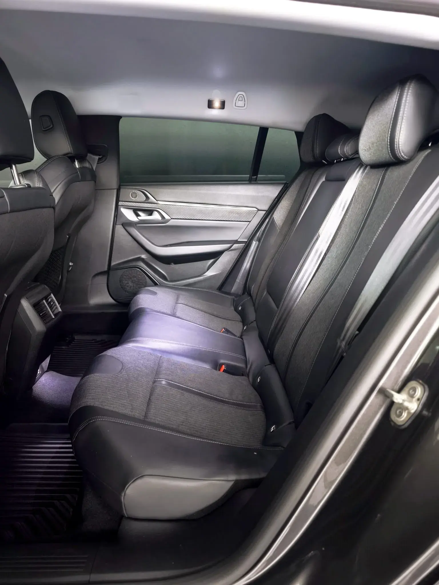 Peugeot 508 SW 1.5 BlueHDi Allure 13