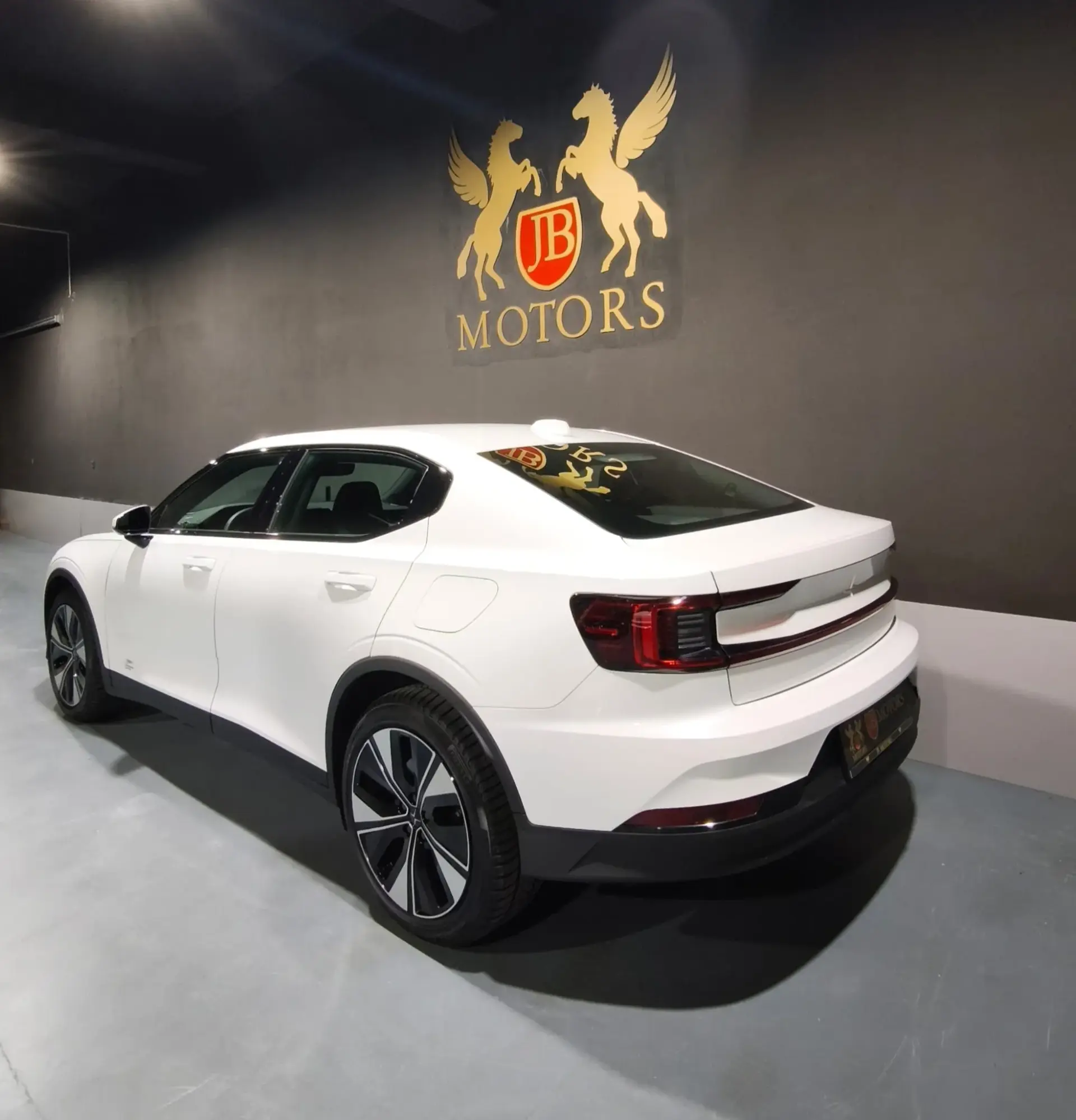 Polestar 2 Standard Range 69 kWh 3