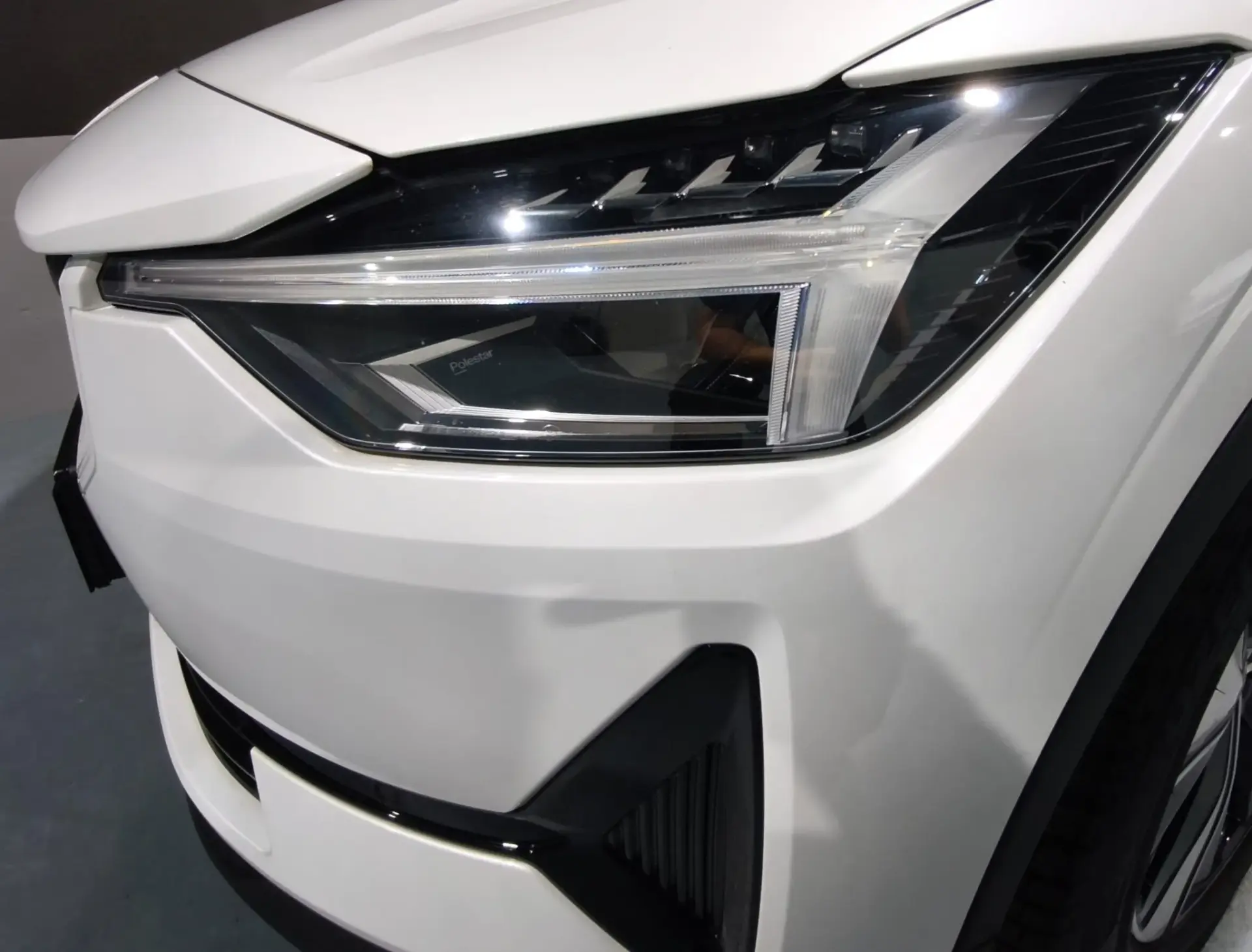 Polestar 2 Standard Range 69 kWh 5