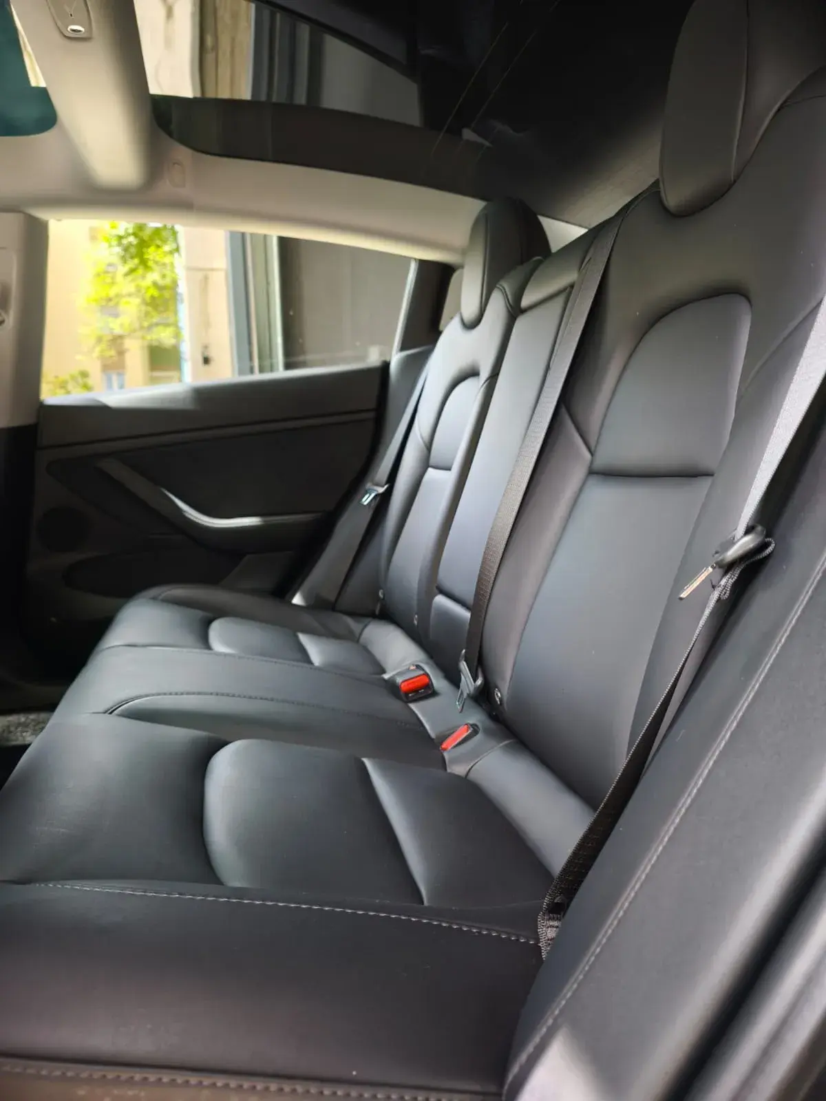 Tesla Model 3 Dual Motor Long Range 7