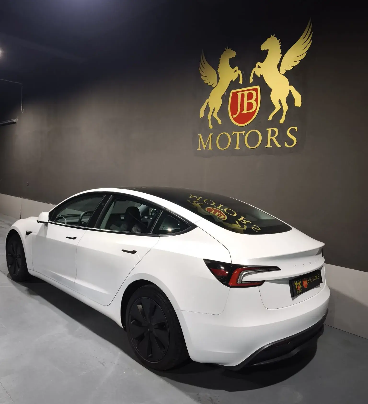 Tesla Model 3 Tração Traseira Standard 3