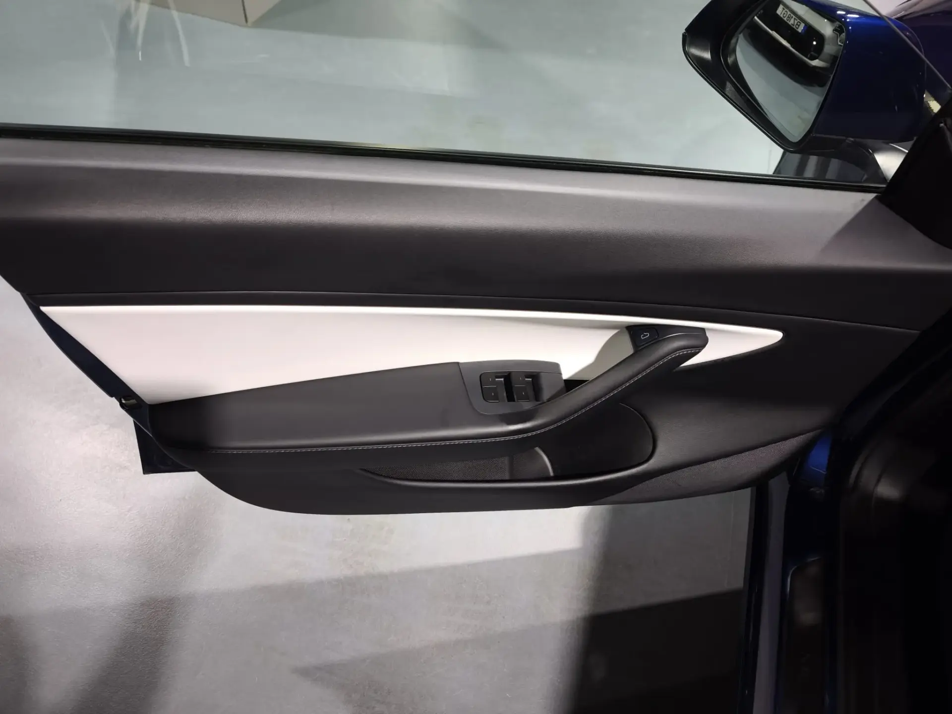 Tesla Model 3 Standrad RWD Plus 10