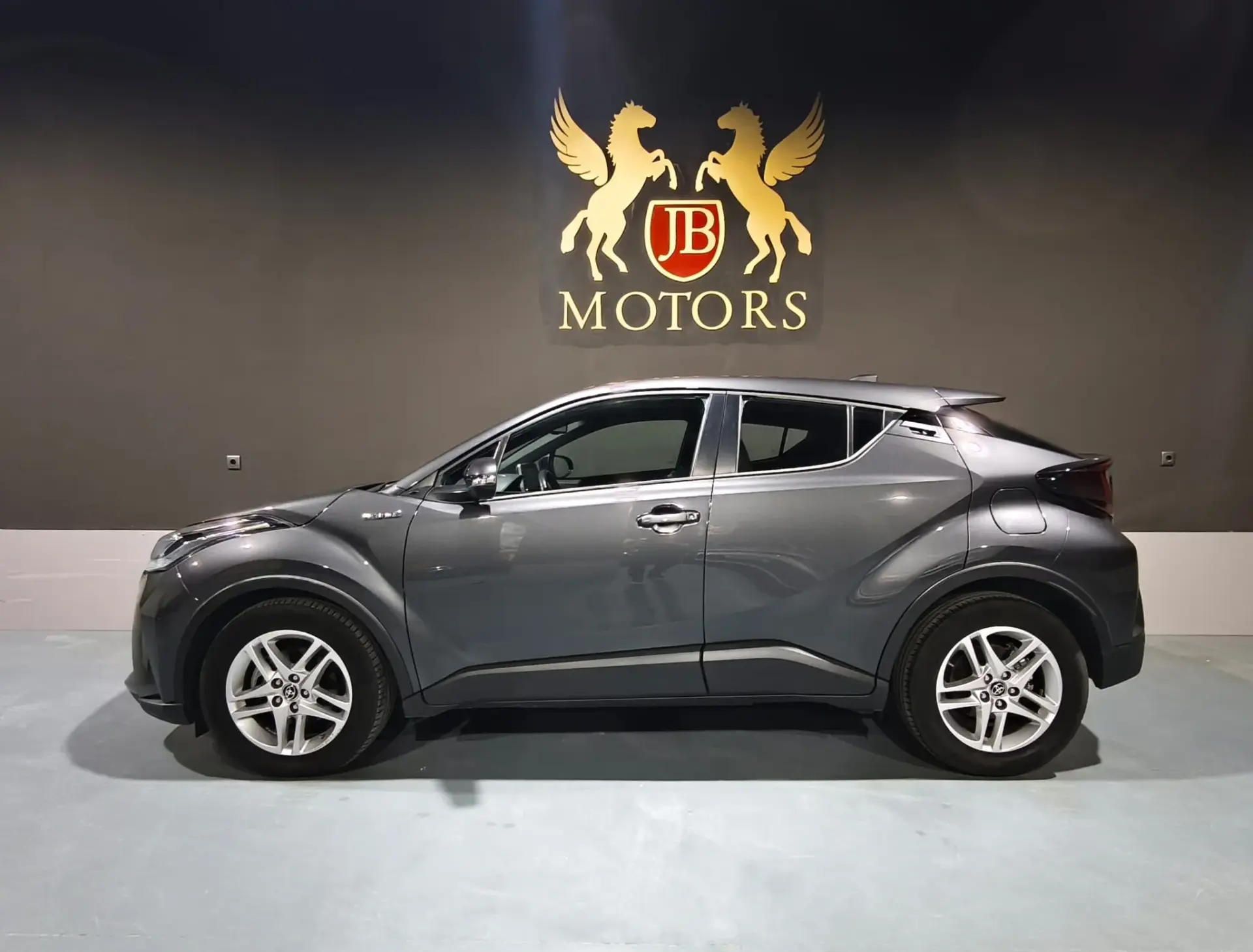 Toyota C-HR 1.8 Hybrid Comfort 1