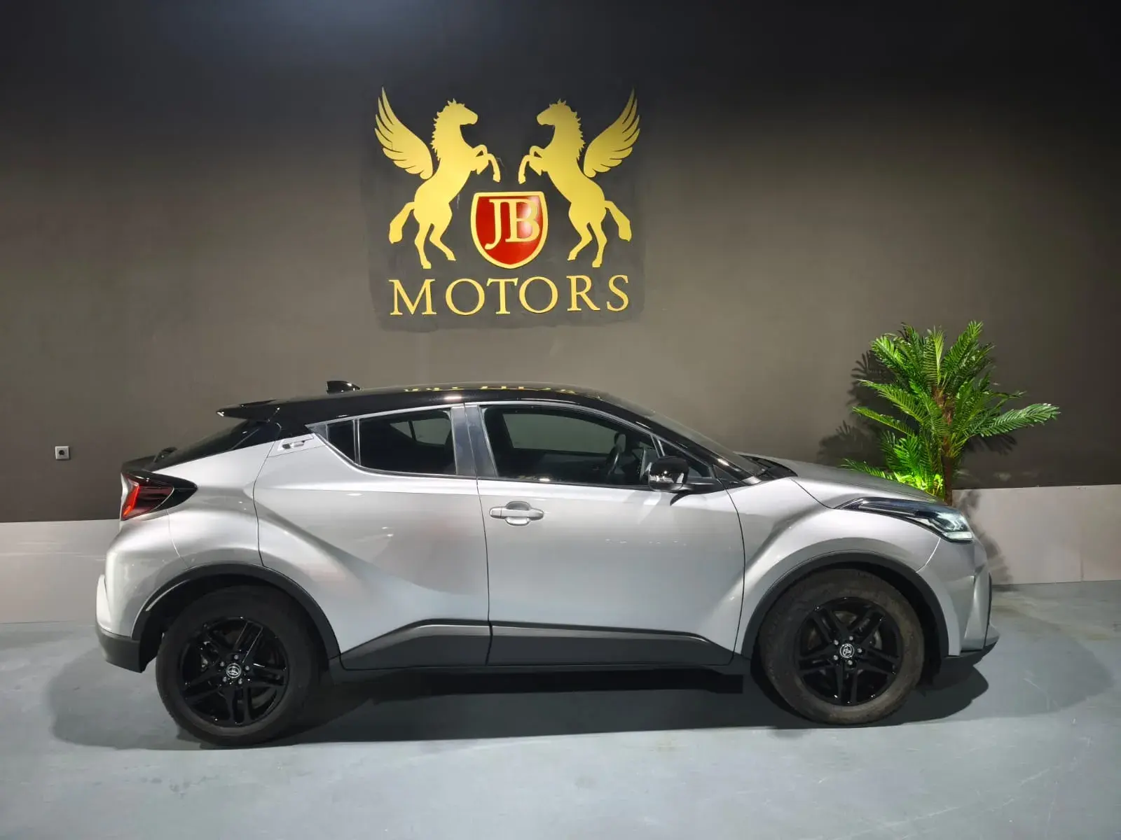 Toyota C-HR 1.8 Hybrid Comfort 3