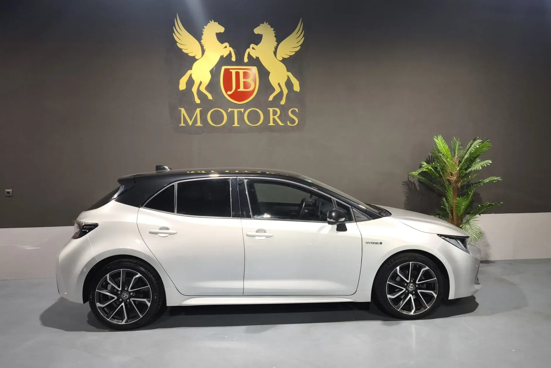 Toyota Corolla 1.8 Hybrid Comfort+P.Sport 3