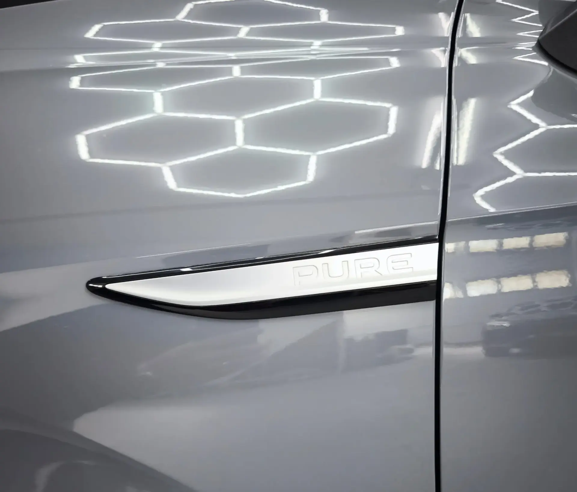 Volkswagen ID.4 PURE 7