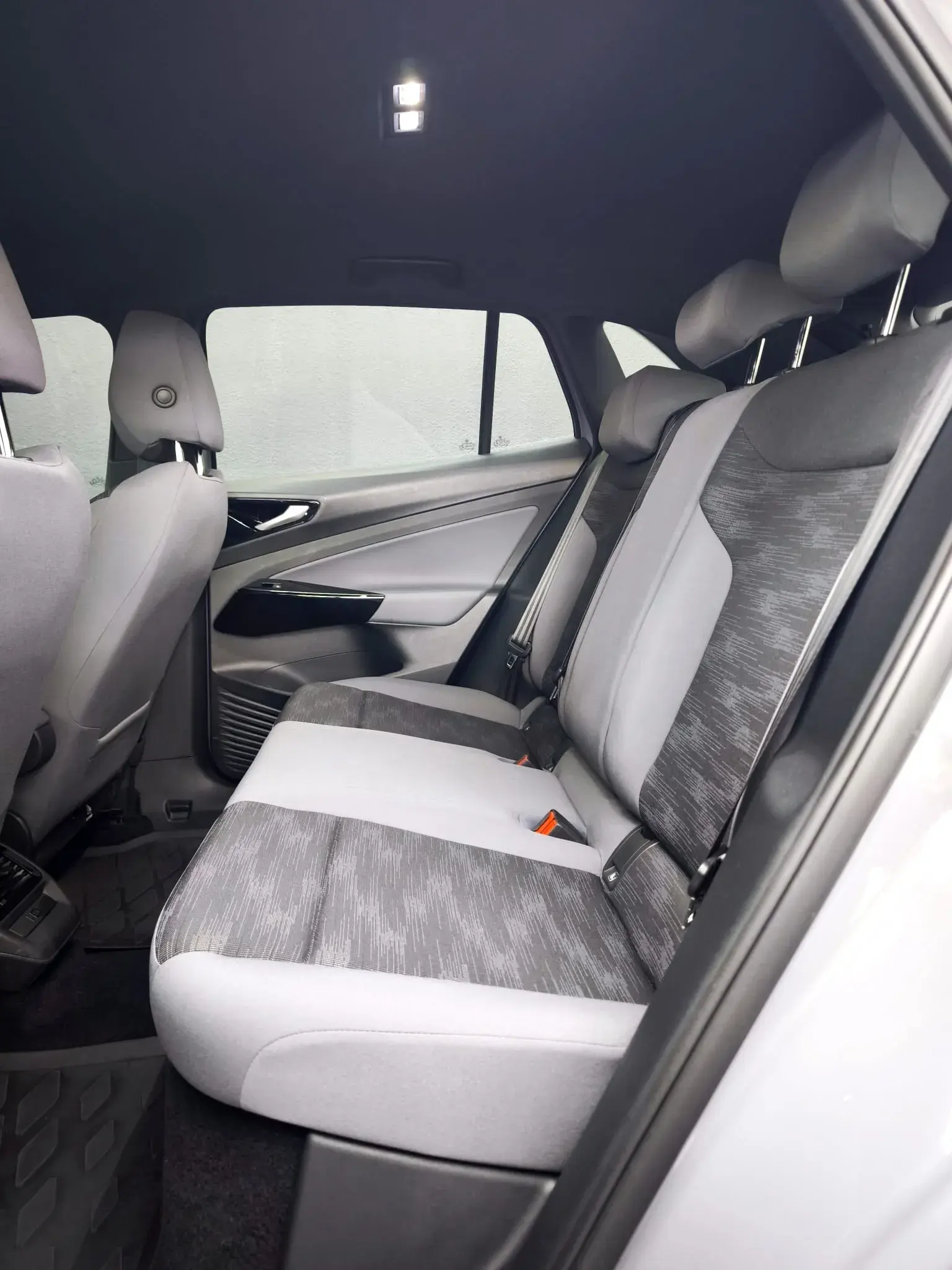 Volkswagen ID.4 PURE 12