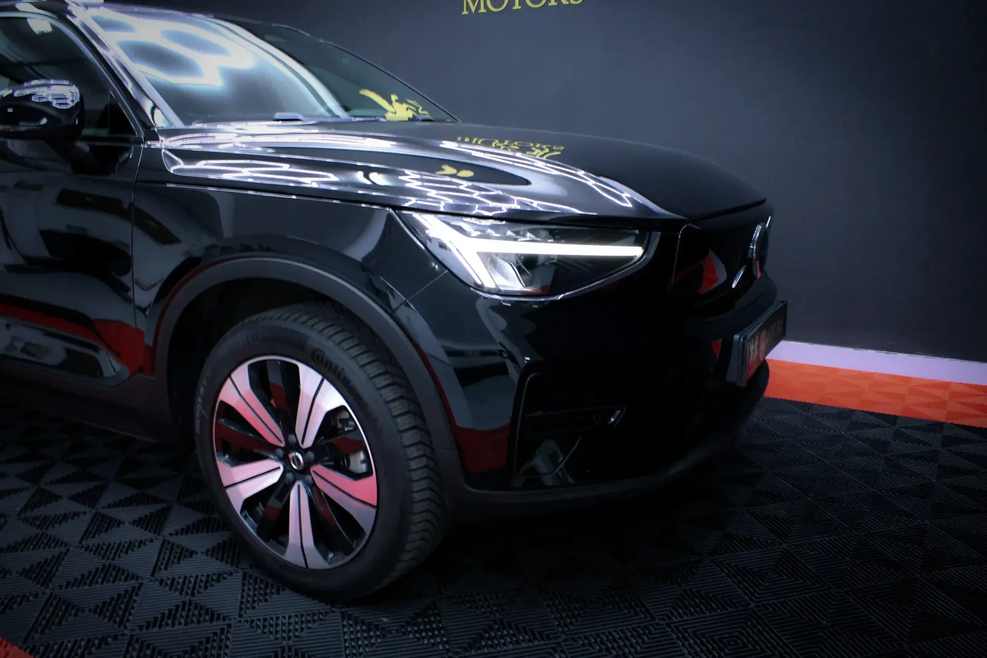 Volvo XC 40 Recharge 69 kWh Single Motor Core 34