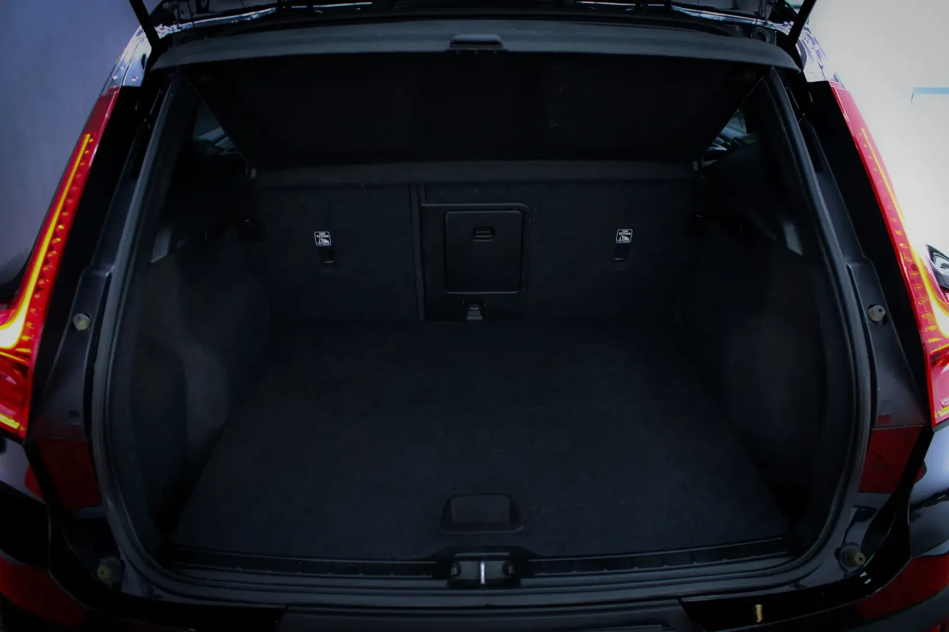 Volvo XC 40 Recharge 69 kWh Single Motor Core 41