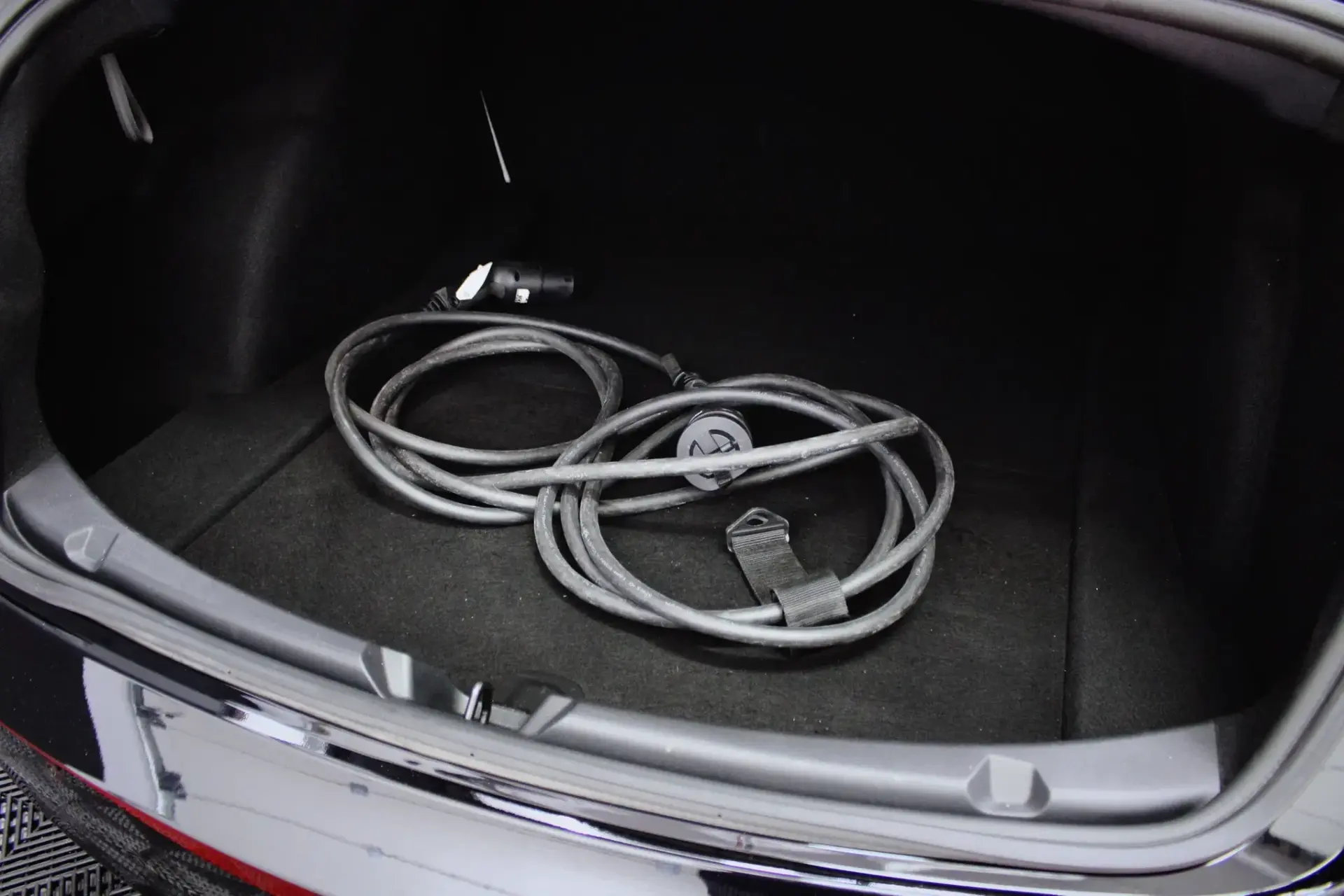 Tesla Model 3 Performance Dual Motor AWD 3