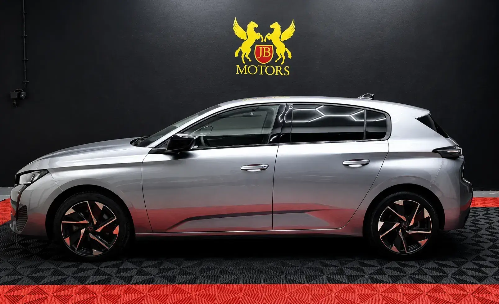 Peugeot 308 1.2 Hybrid Allure e-DCS6 1