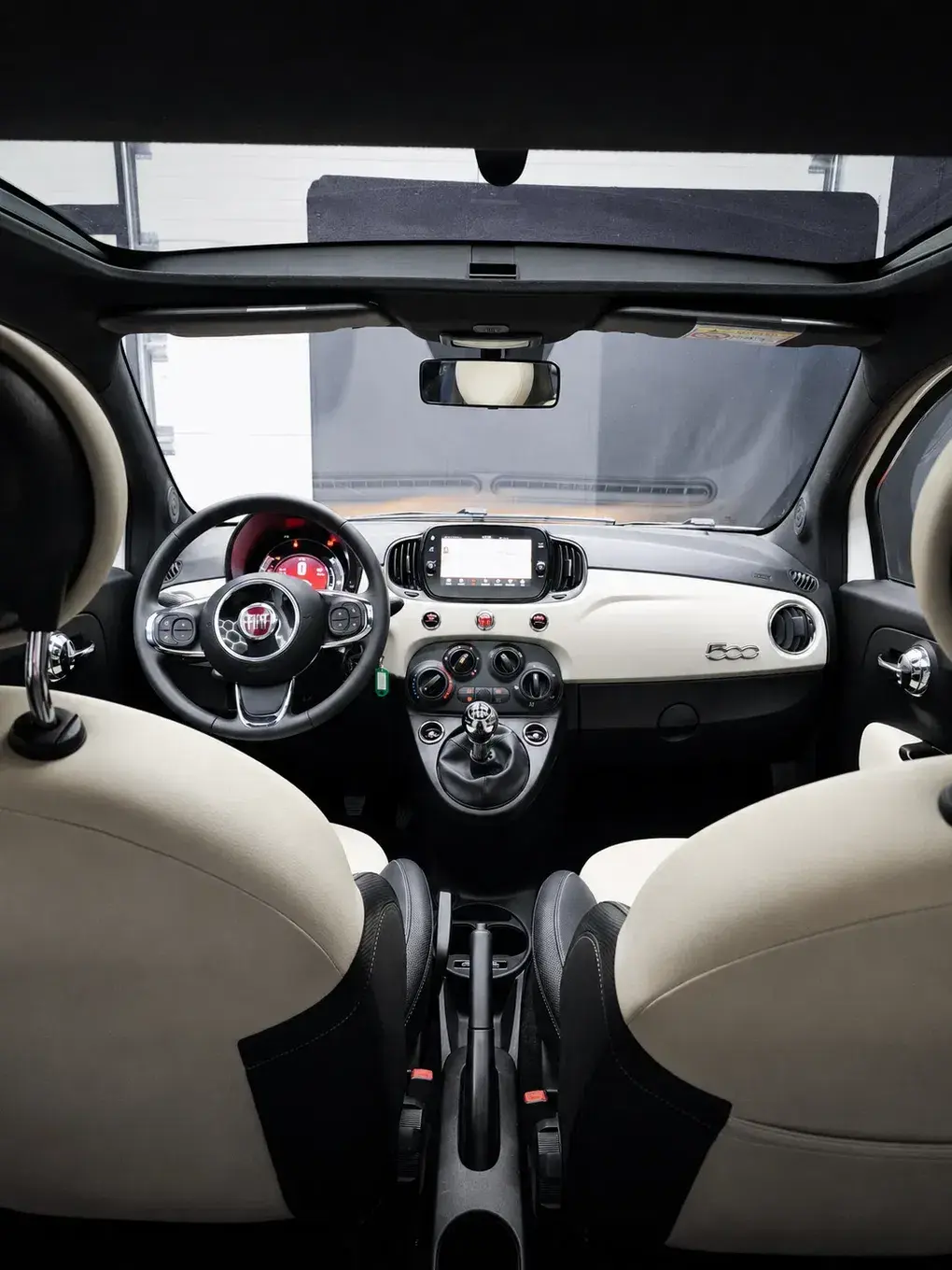 Fiat 500 1.0 Hybrid Sport 8