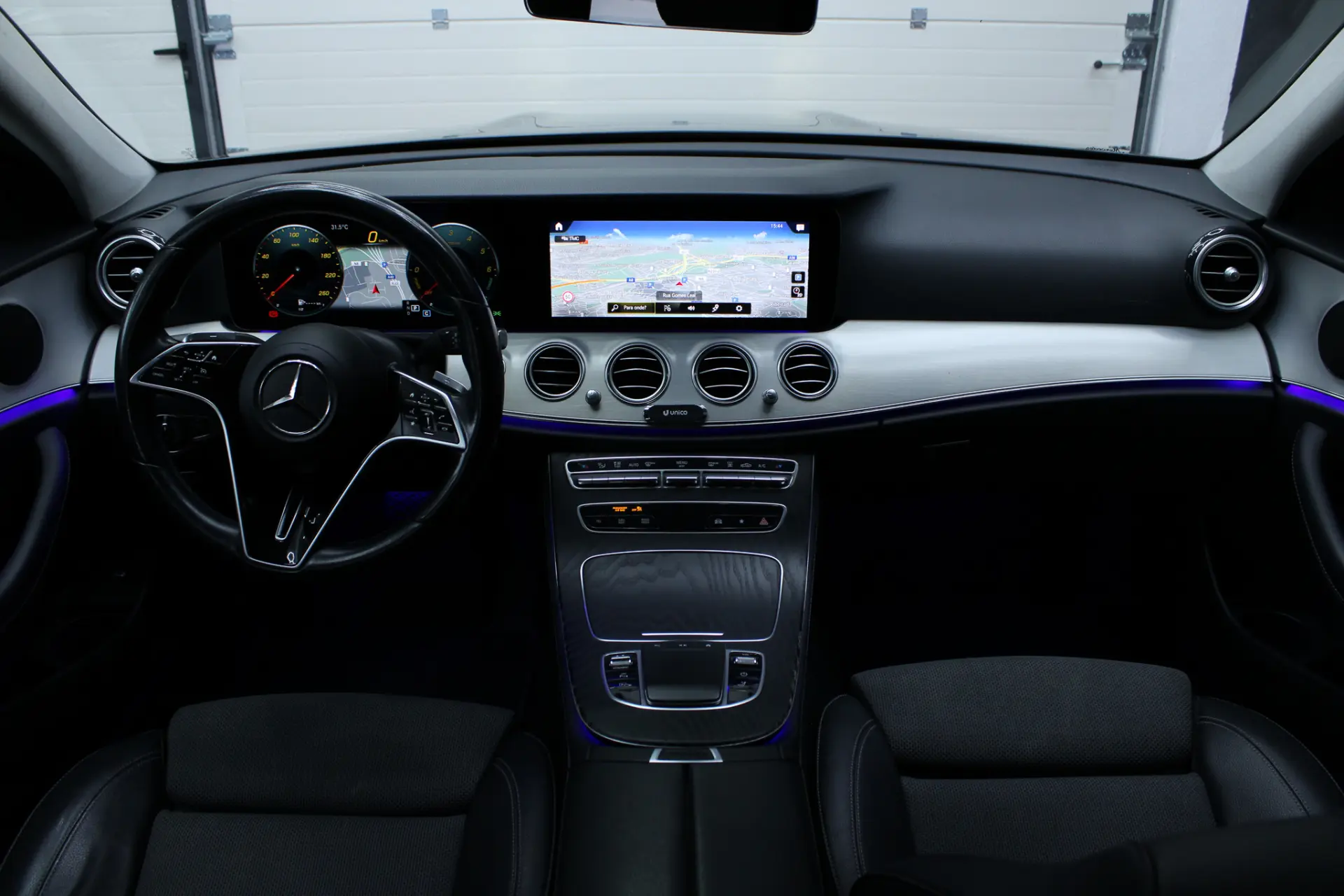 Mercedes-Benz E 300 de AMG Line 4Matic 14