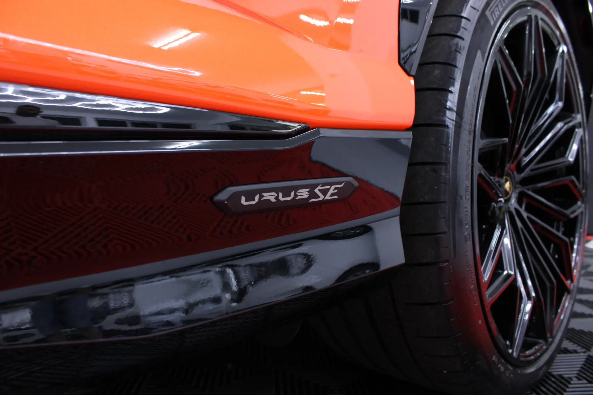 Lamborghini Urus 4.0 V8 SE 10