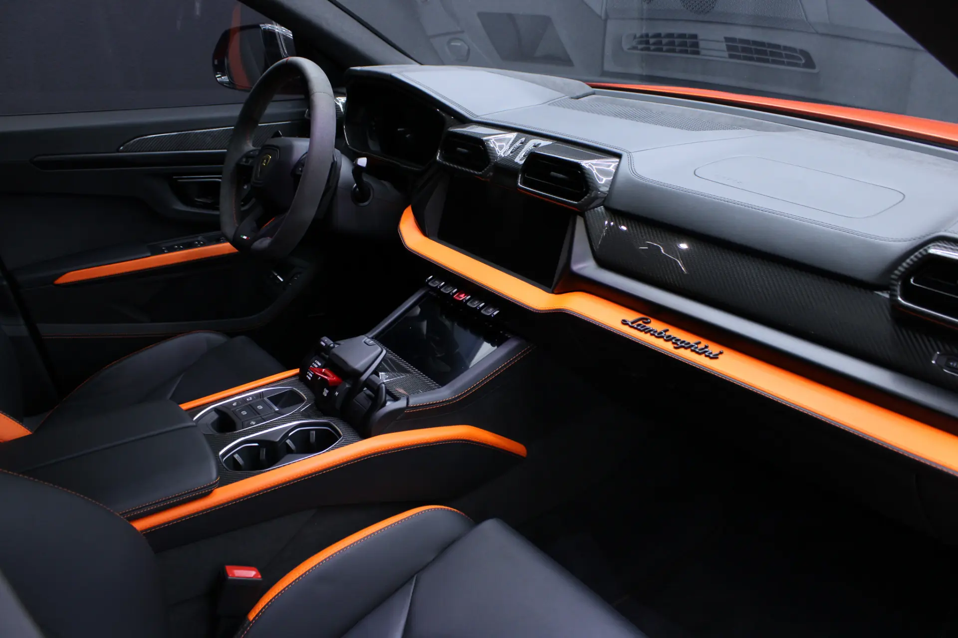 Lamborghini Urus 4.0 V8 SE 23