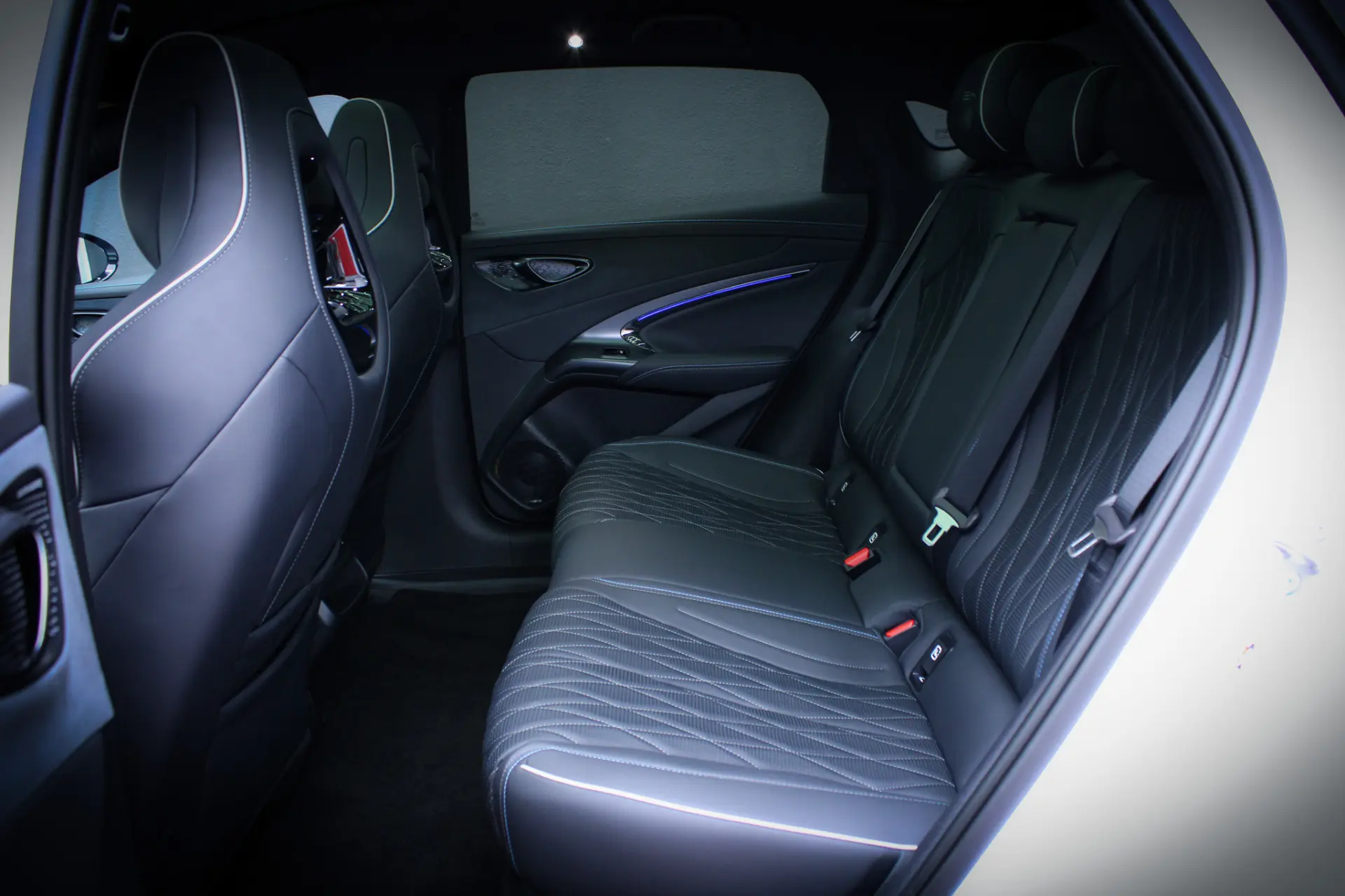 BYD Seal 82.5 kWh Design 24