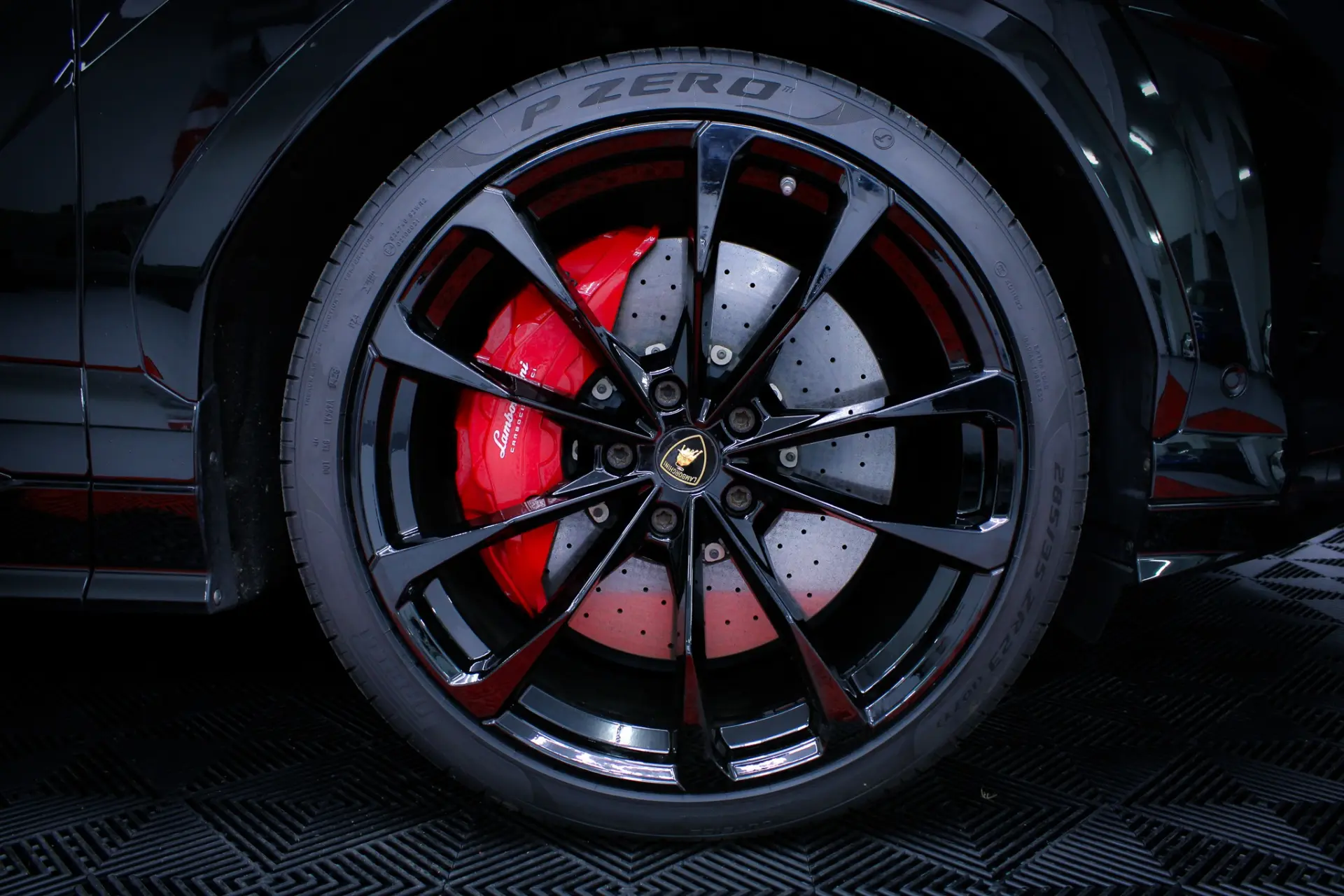 Lamborghini Urus 4.0 V8 5