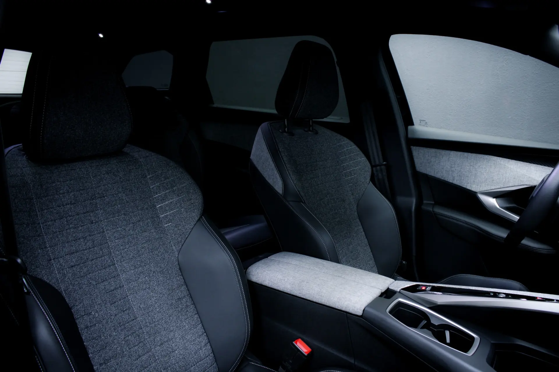 Peugeot 5008 1.2 Hybrid Allure Pack e-DCS6 16