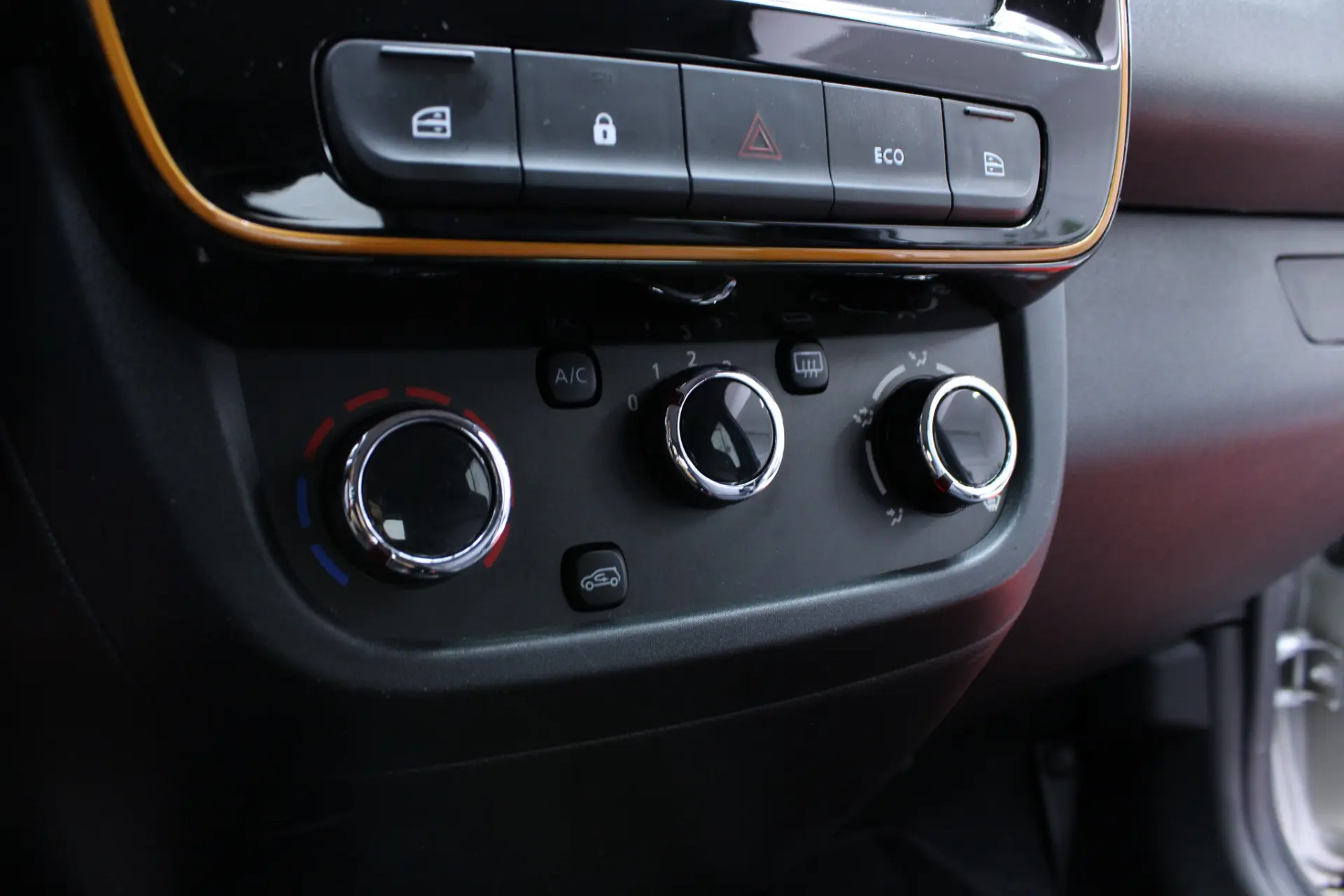 Dacia Spring Electric 45 Comfort Plus 14
