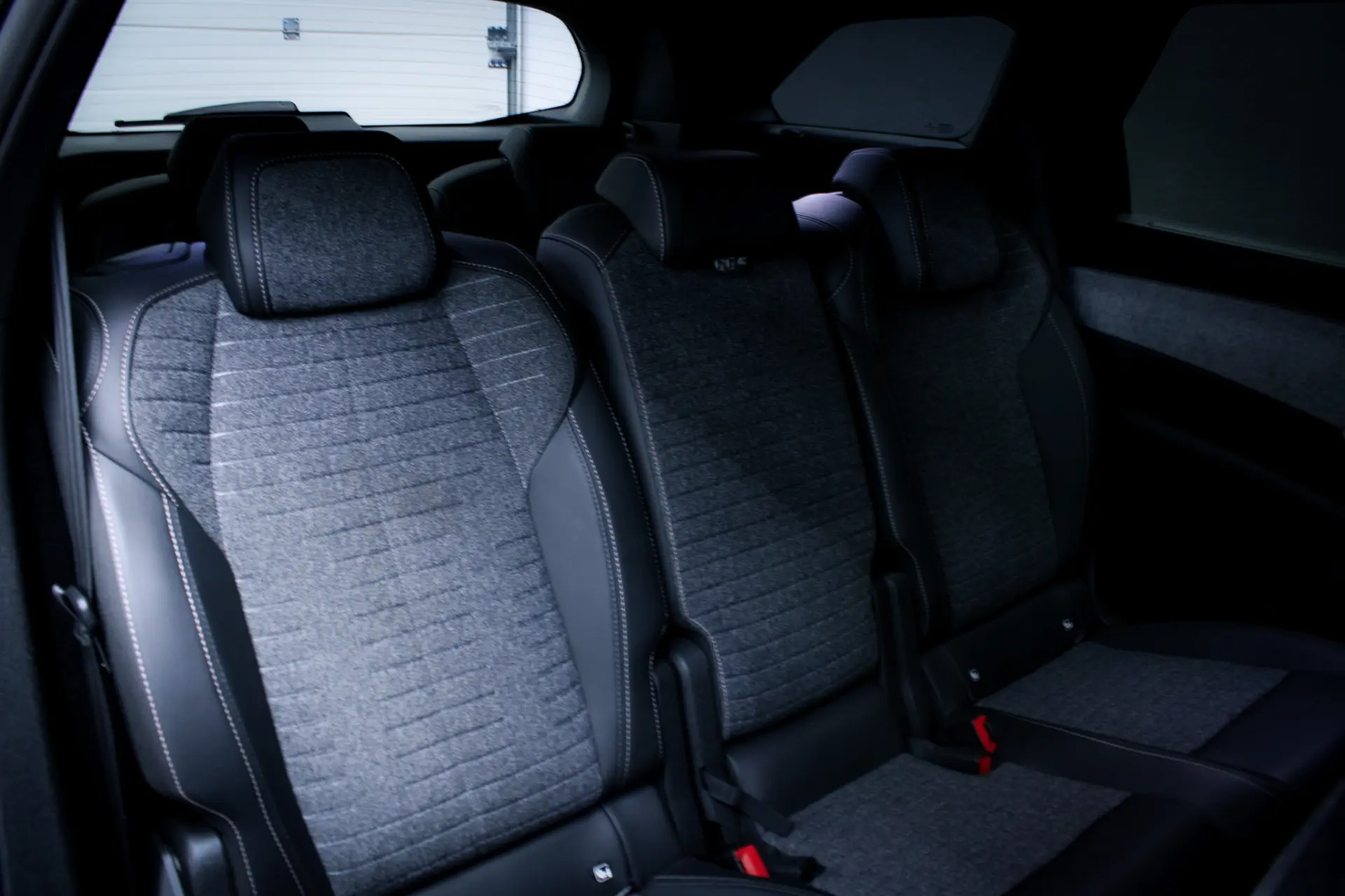 Peugeot 5008 1.2 Hybrid Allure Pack e-DCS6 20
