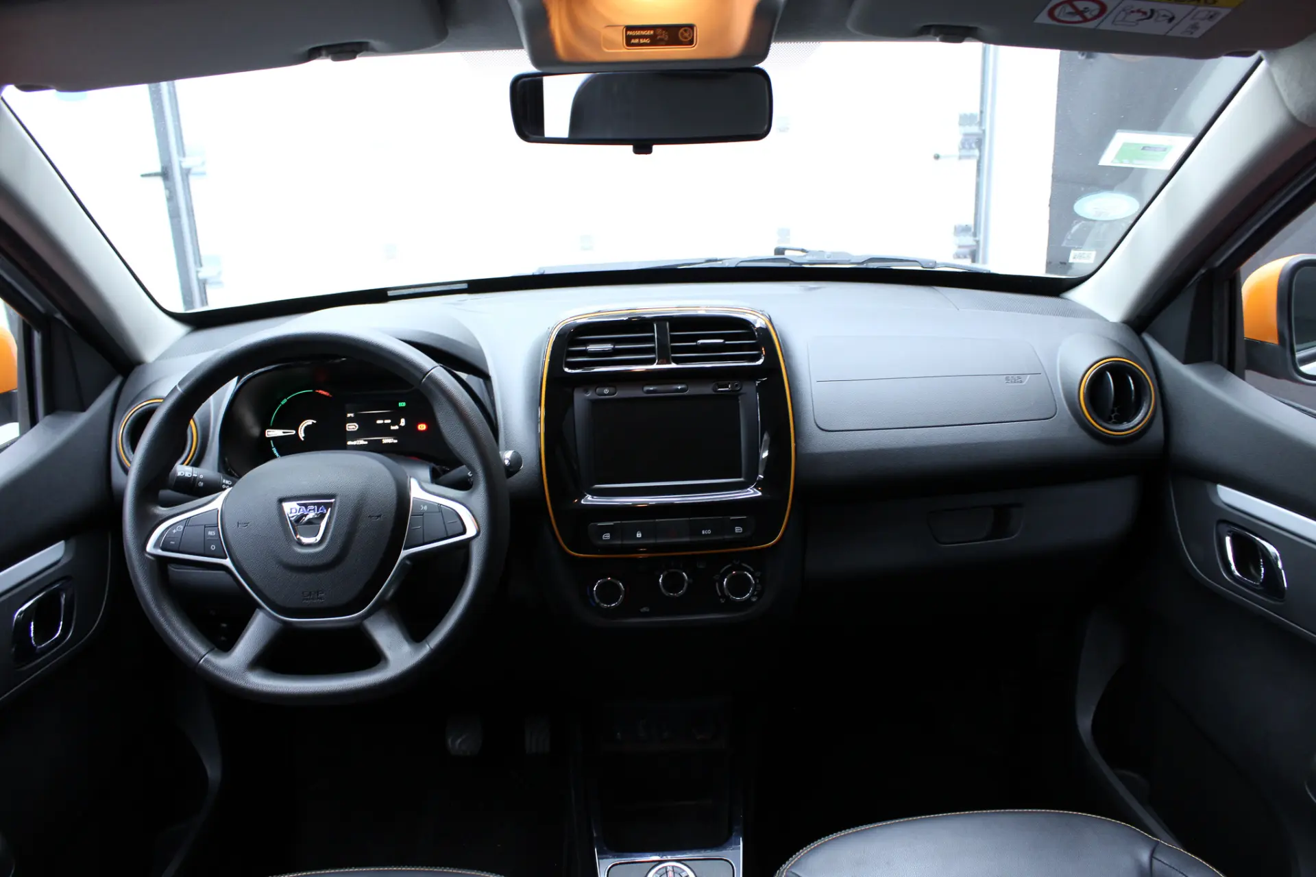 Dacia Spring Electric 45 Comfort Plus 9