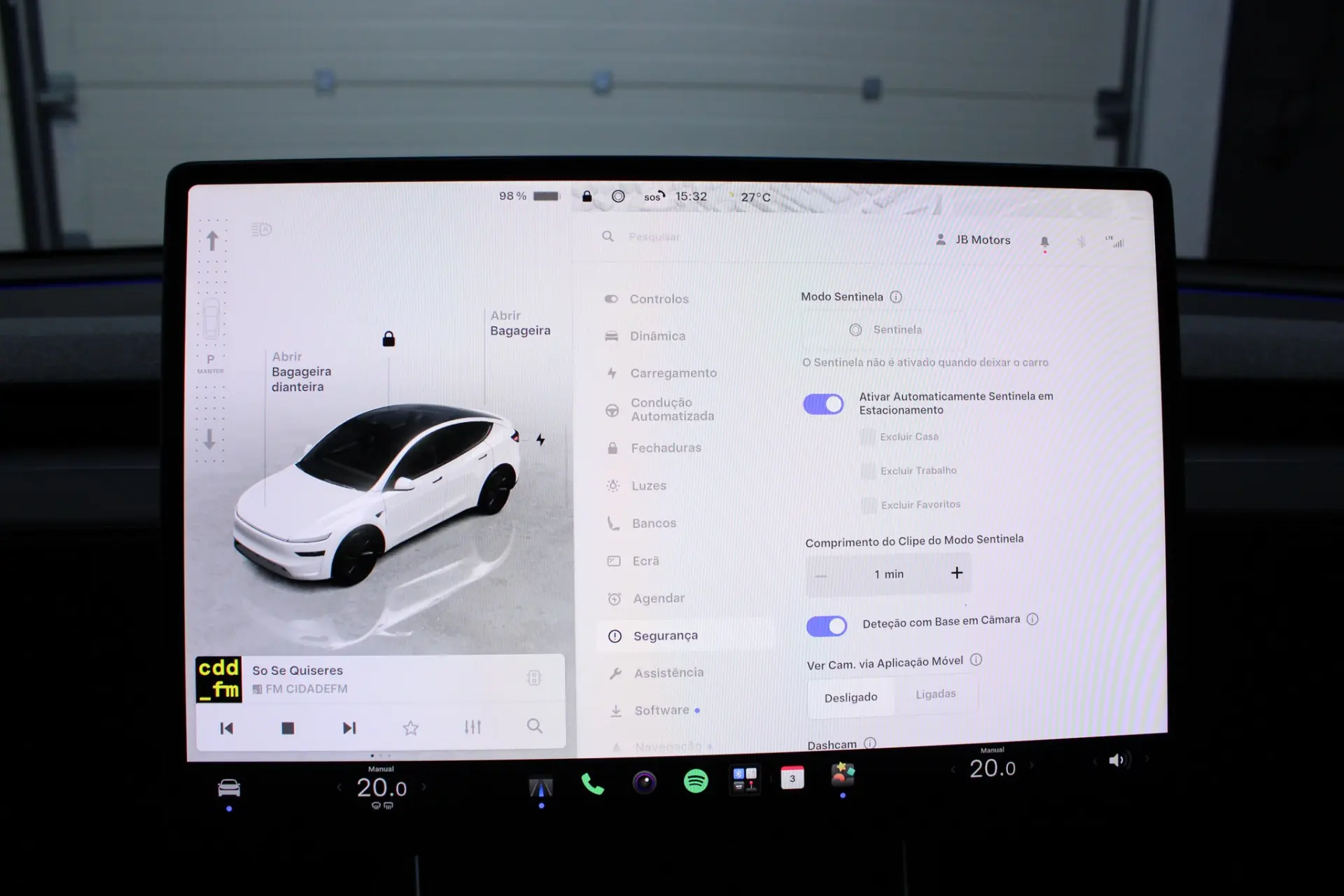 Tesla Model Y Standard 23