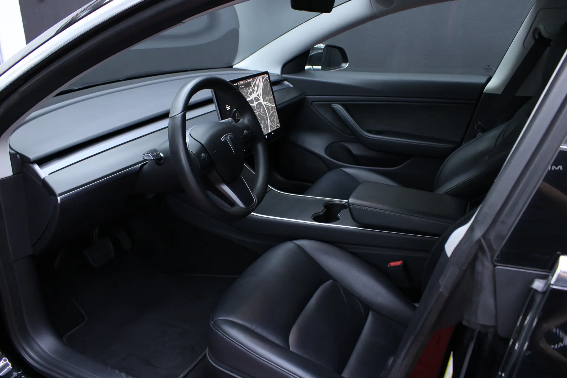Tesla Model 3 Long-Range Dual Motor AWD 13