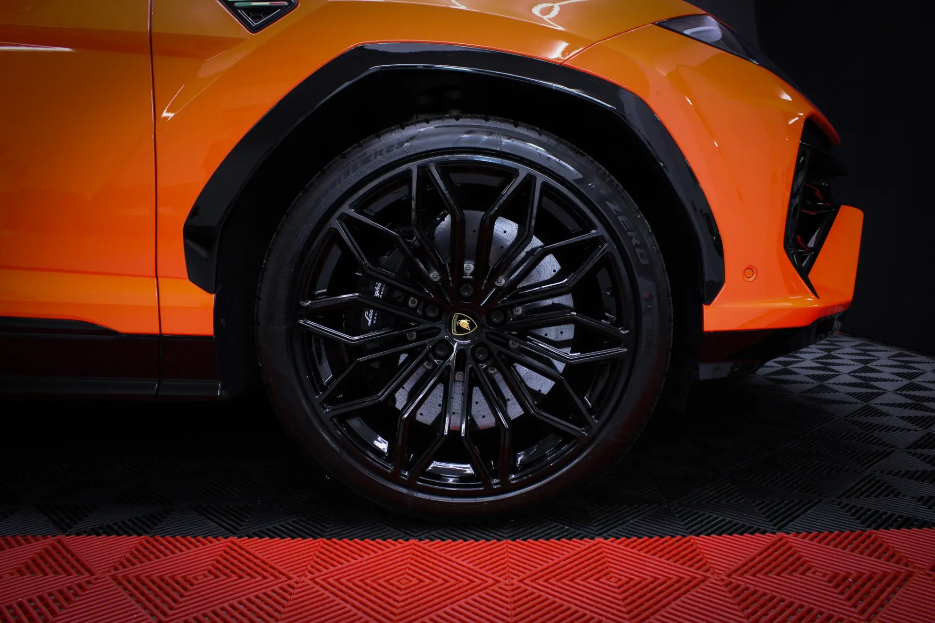 Lamborghini Urus 4.0 V8 SE 11