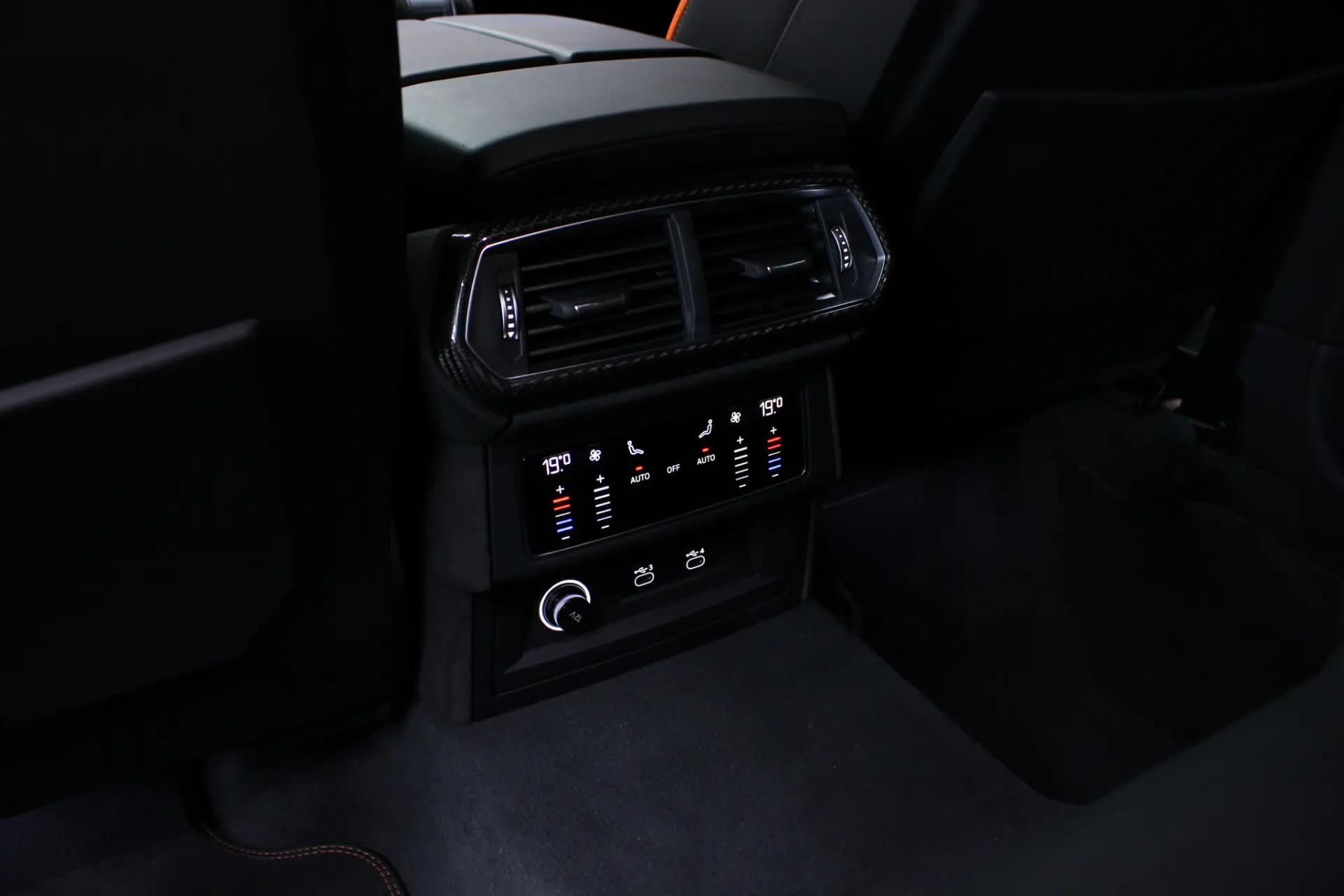 Lamborghini Urus 4.0 V8 SE 48