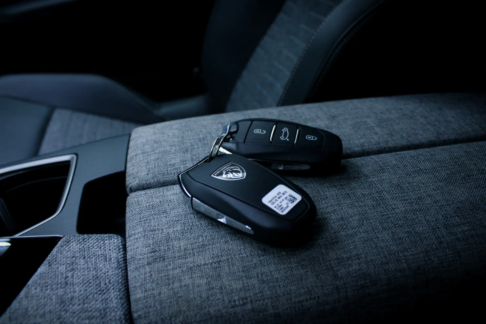 Peugeot 5008 1.2 Hybrid Allure Pack e-DCS6 23