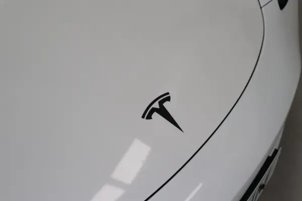 Tesla Model 3 Performance Dual Motor AWD 7