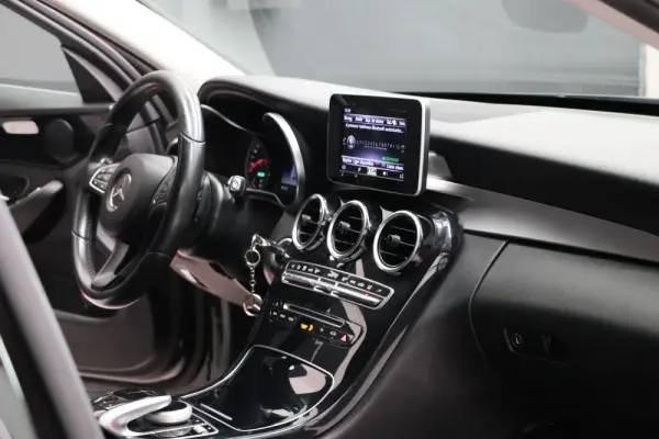 Mercedes-Benz C 220 d 4Matic Station 9G-TRONIC Avantgarde 7