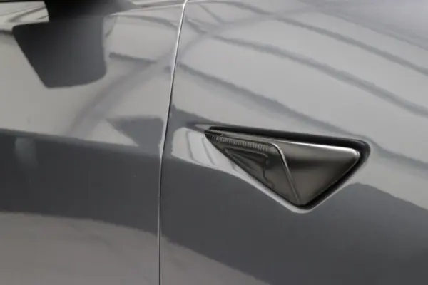 Tesla Model 3 Long Range AWD Dual Motor Performance 5