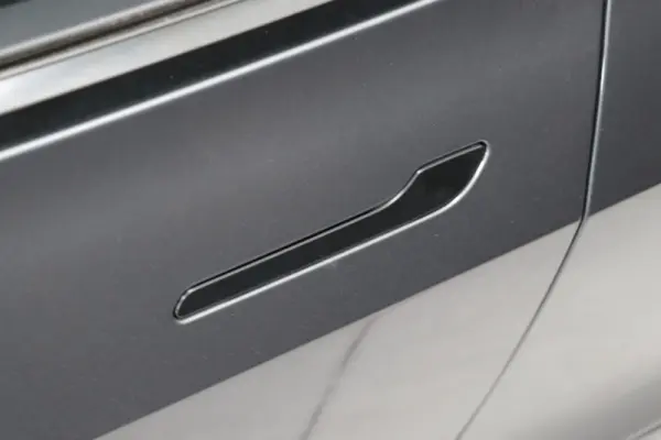 Tesla Model 3 Long Range AWD Dual Motor Performance 6