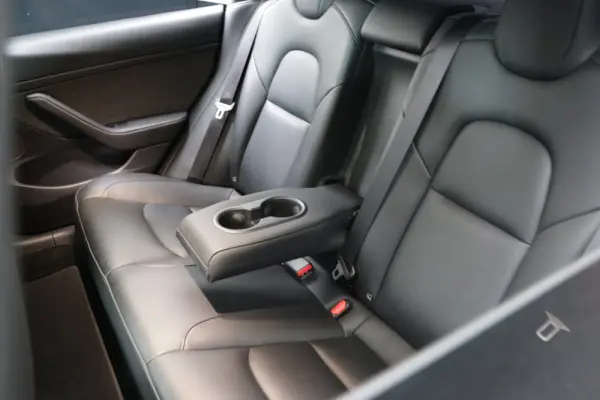 Tesla Model 3 Long Range AWD Dual Motor Performance 10