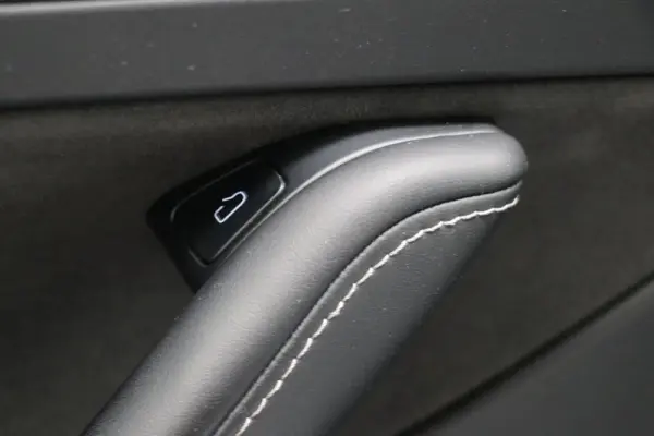 Tesla Model 3 Long Range AWD Dual Motor Performance 15
