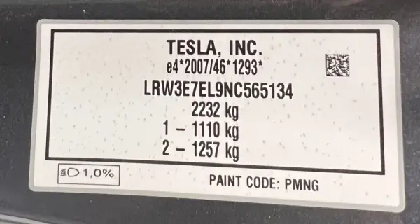 Tesla Model 3 Long Range AWD Dual Motor Performance 17