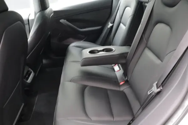 Tesla Model 3 Long Range AWD Dual Motor 7