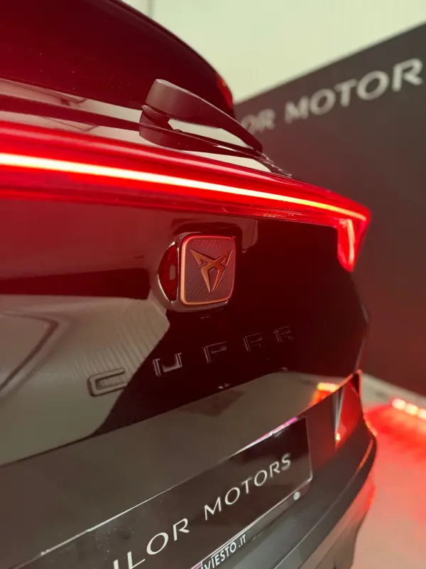 Cupra Formentor 1.4 e-Hybrid DSG 15
