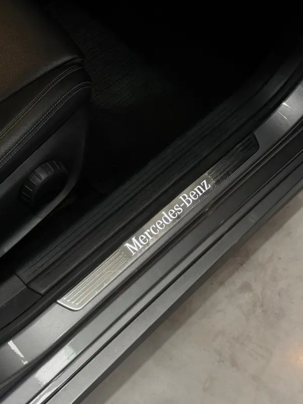 Mercedes-Benz C 200 d Station 9G-TRONIC AMG Line 8