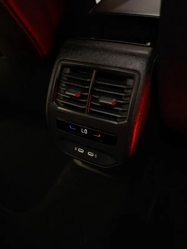 Cupra Formentor 1.4 e-Hybrid DSG 25