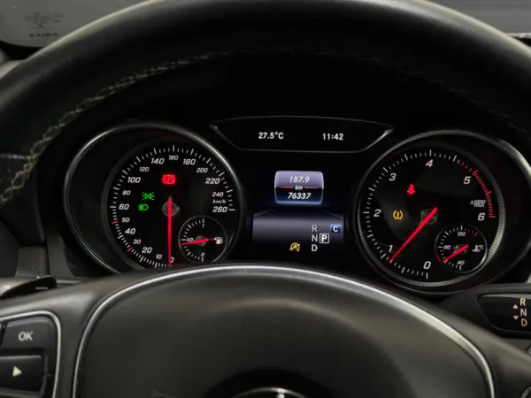 Mercedes-Benz C 200 d Station 9G-TRONIC AMG Line 27